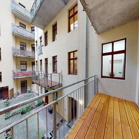 Sweethome - Luxus Pur - Grosse Kueche, Wifi Magdeburg Ngoại thất bức ảnh