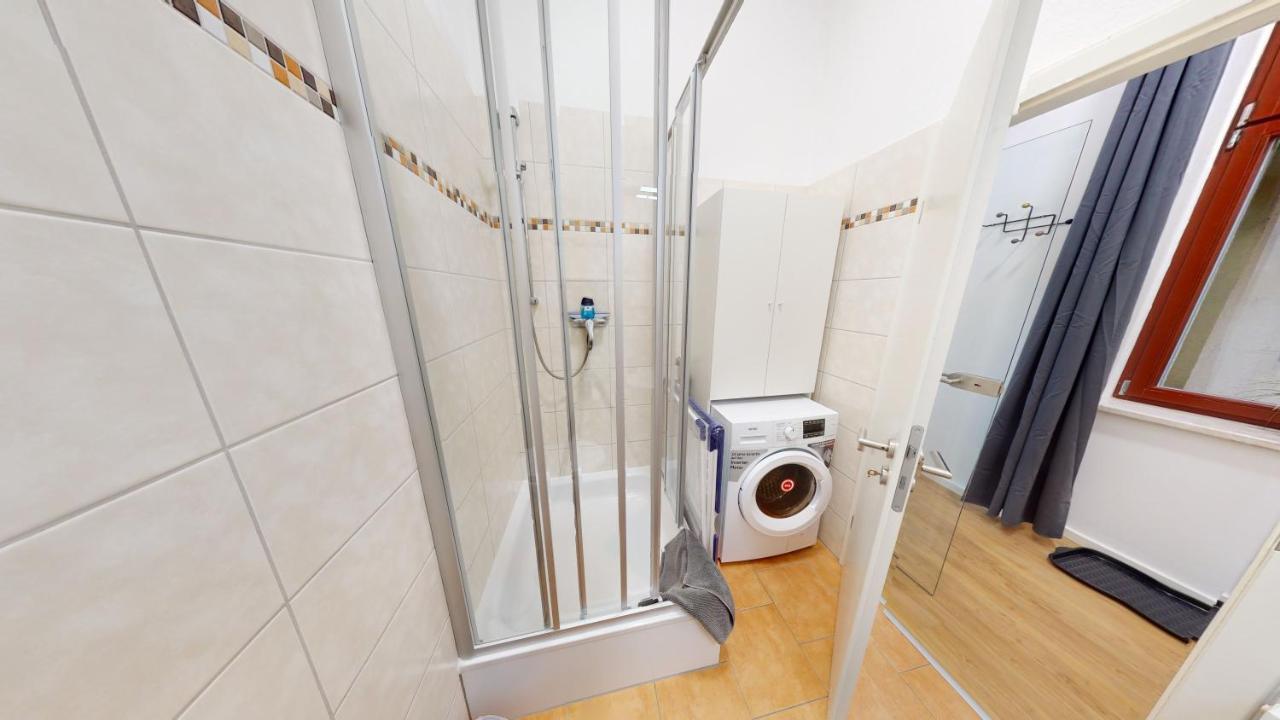 Sweethome - Luxus Pur - Grosse Kueche, Wifi Magdeburg Ngoại thất bức ảnh