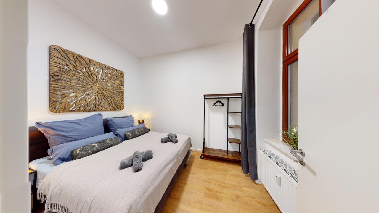 Sweethome - Luxus Pur - Grosse Kueche, Wifi Magdeburg Ngoại thất bức ảnh