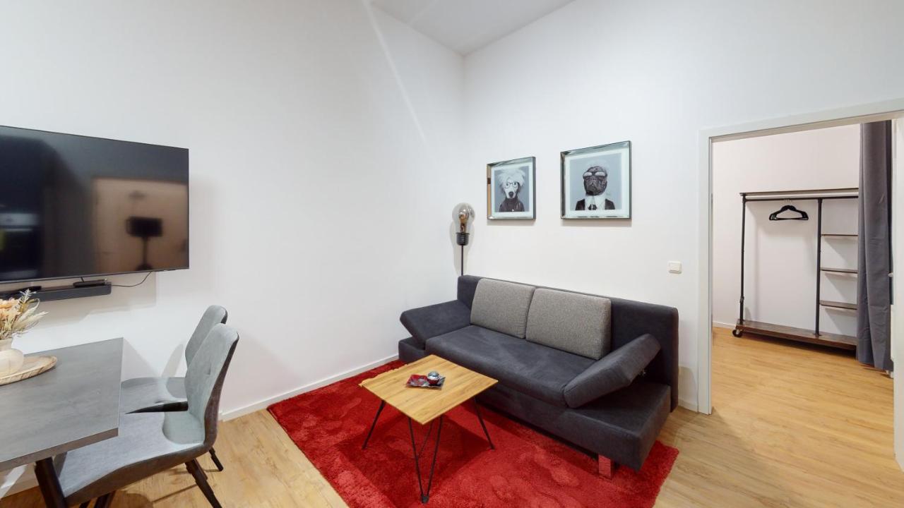Sweethome - Luxus Pur - Grosse Kueche, Wifi Magdeburg Ngoại thất bức ảnh